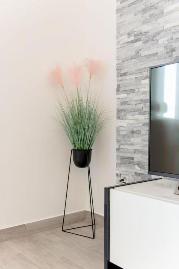 Ferienwohnung In Arbanija Mit Meerblick, Balkon, Klimaanlage, W-Lan 5137-1 Trogir Exteriör bild