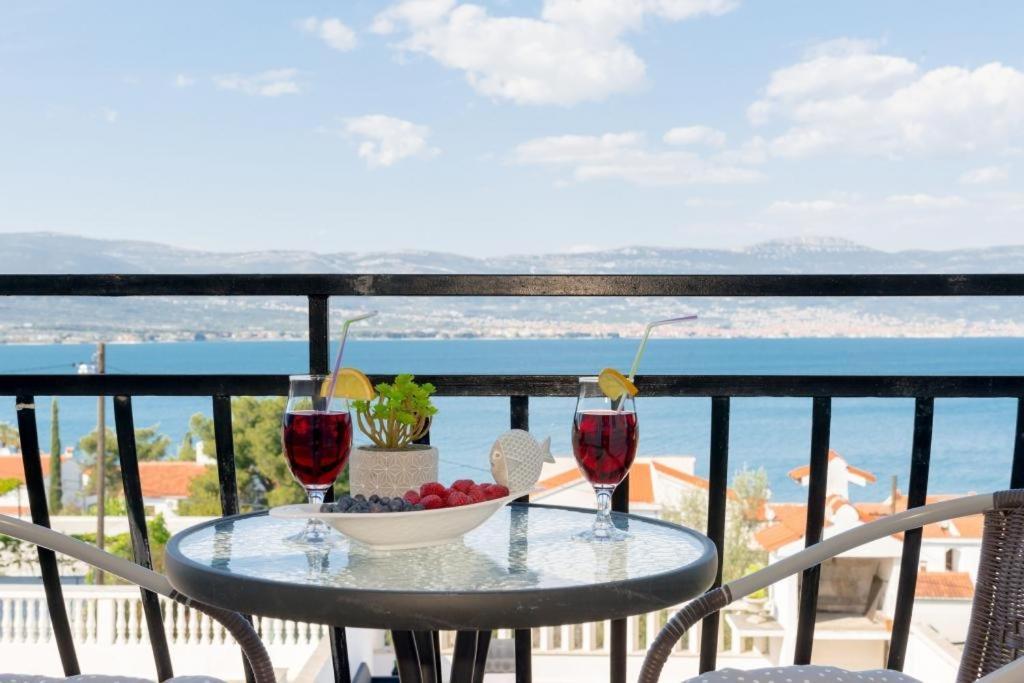 Ferienwohnung In Arbanija Mit Meerblick, Balkon, Klimaanlage, W-Lan 5137-1 Trogir Exteriör bild